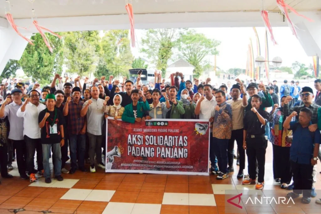 Ketua DPRD Padang Panjang Apresiasi Masukan Aksi Damai Aliansi Mahasiswa